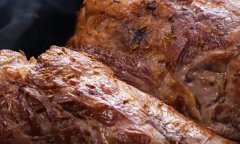 Friptură de porc înăbușită la cuptor