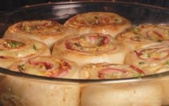 Rulouri din foietaj Rulouri din foietaj